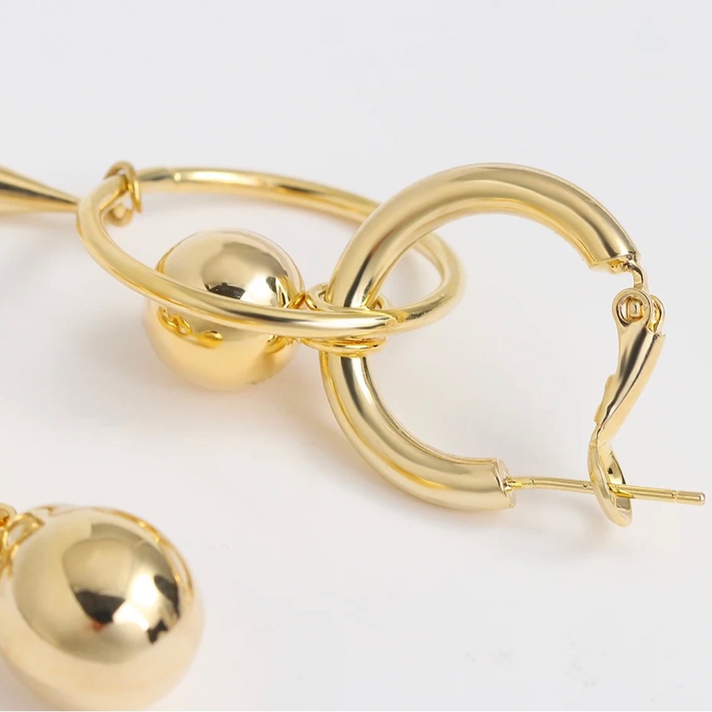 Gold Plated Mismatched Metal Ball Dangle Drop Earrings - Picture 3 of 10